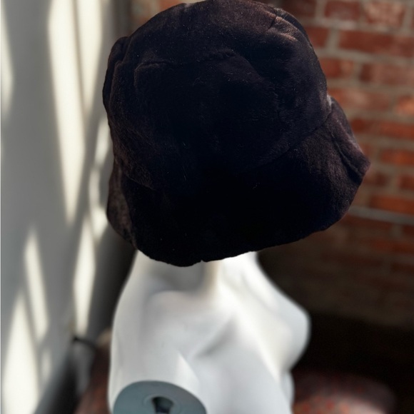 Vintage 1990s Dark Brown Mink Fur Bucket Hat Vintage 1990s Dark Brown Mink Fur Bucket Hat main image 3